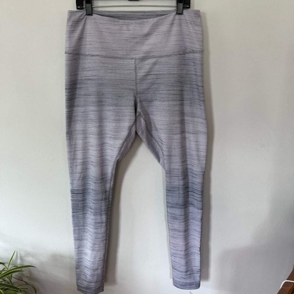 ZELLA | womens grey and white striped athletic leggings | XL